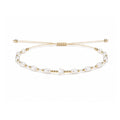 Pulsera de Perlas con Estrella sobre fondo blanco