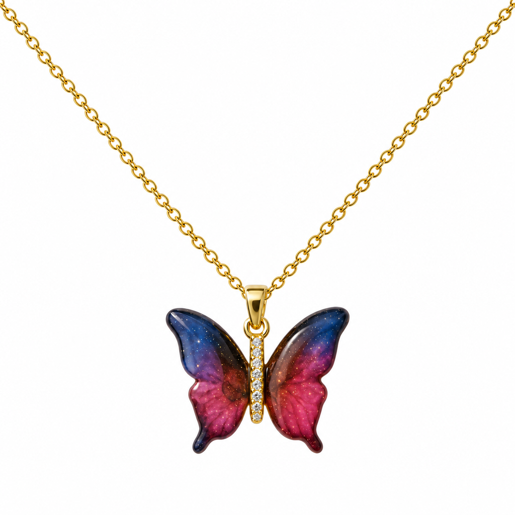 Collar con mariposa azul y rosa sobre fondo blanco