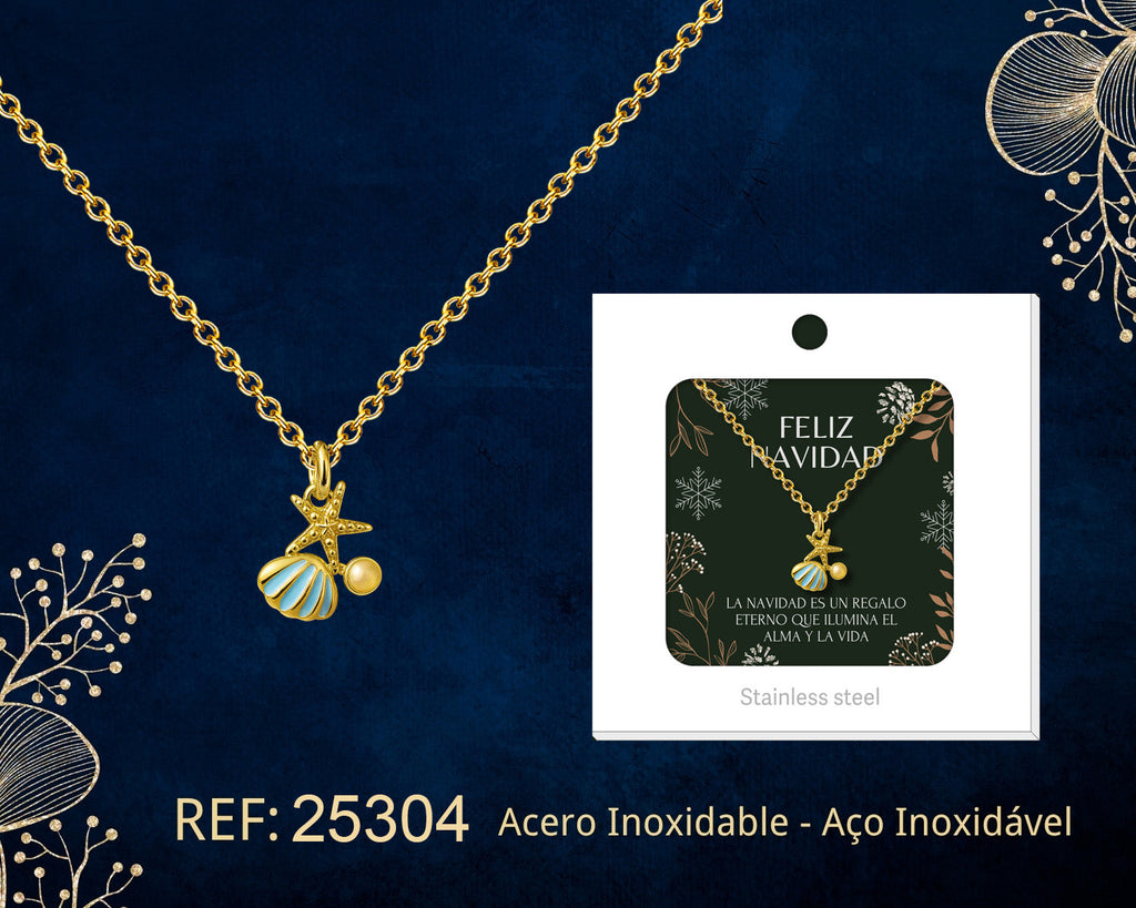 Collar dorado de concha y estrella de mar junto a su tarjeta de regalo, sobre fondo oscuro.