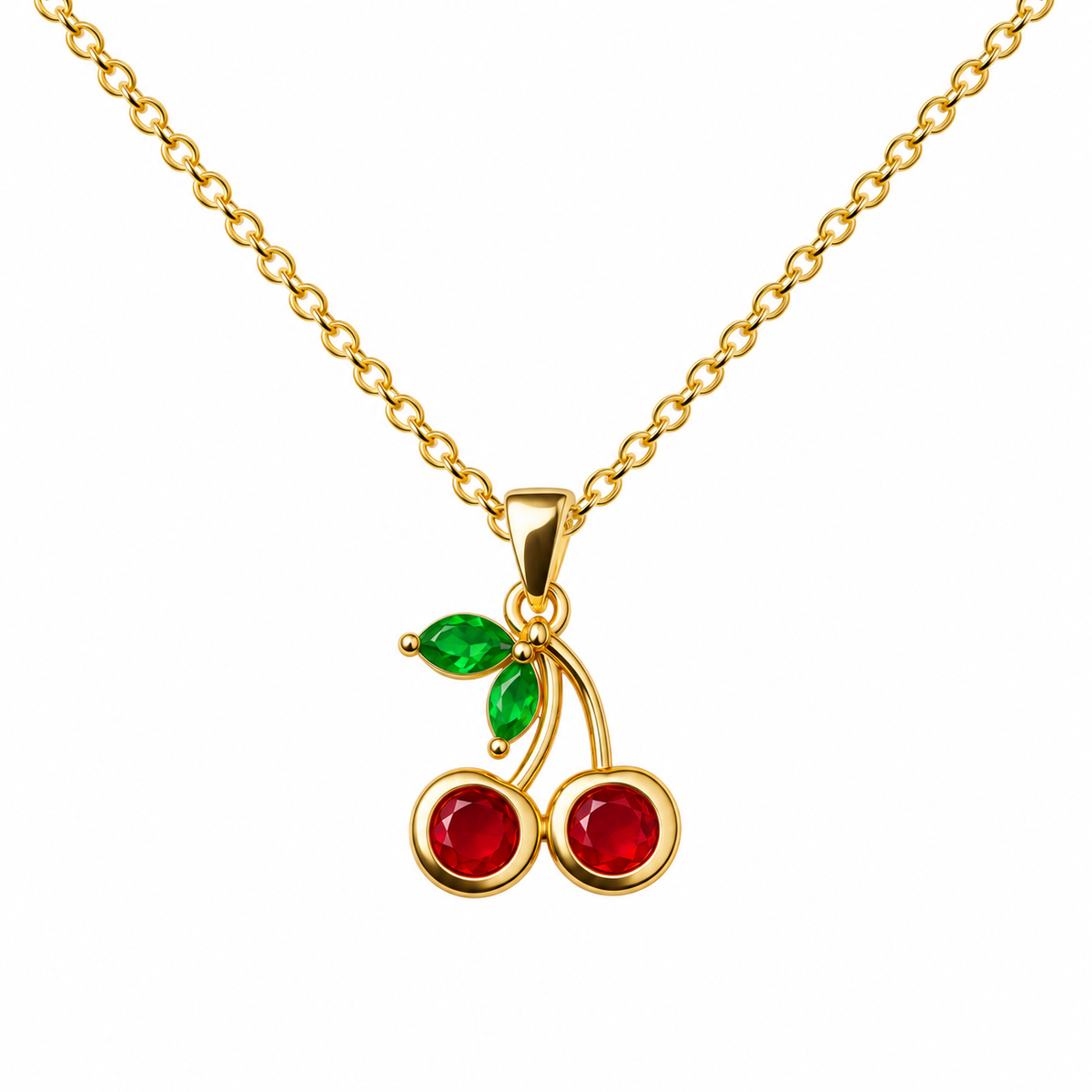 Collar dorado de cerezas rojas y hojas verdes, con dos cerezas y dos hojas, sobre fondo blanco.
