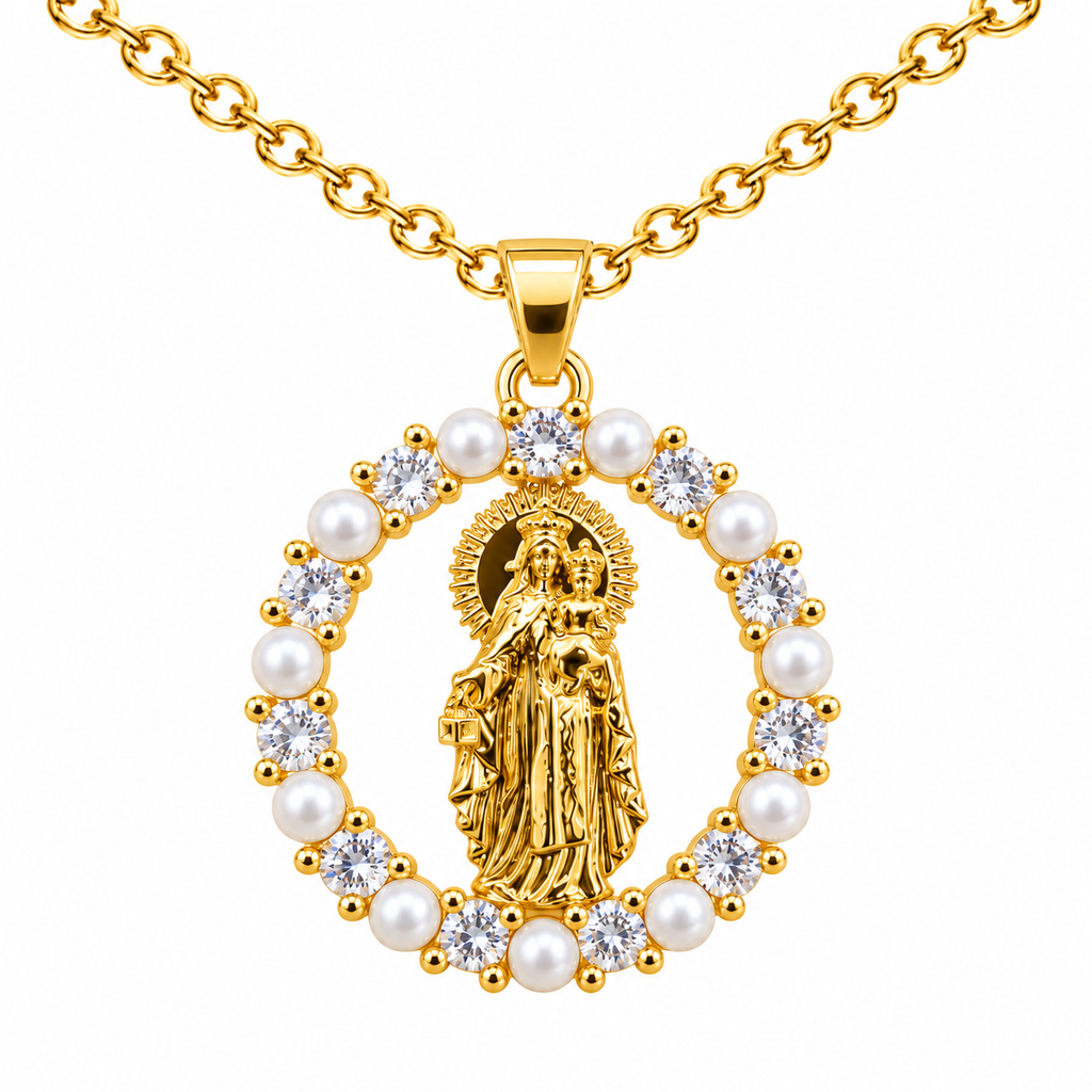 Collar Virgen Carmen Dorado sobre fondo blanco - 25806
