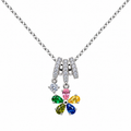 Collar de flor con circonitas de colores, vista frontal sobre fondo blanco.