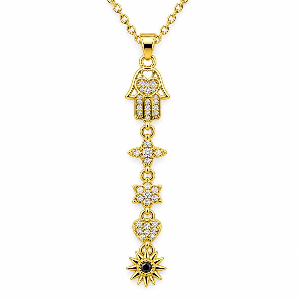 Collar dorado de mano de Fátima y motivos colgantes, primer plano de los detalles.