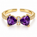 Anillo dorado de lazo violeta