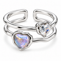 Anillo plateado de dos corazones