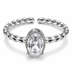 Anillo plateado de centro oval y aro trenzado