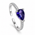 Anillo plateado de gota violeta