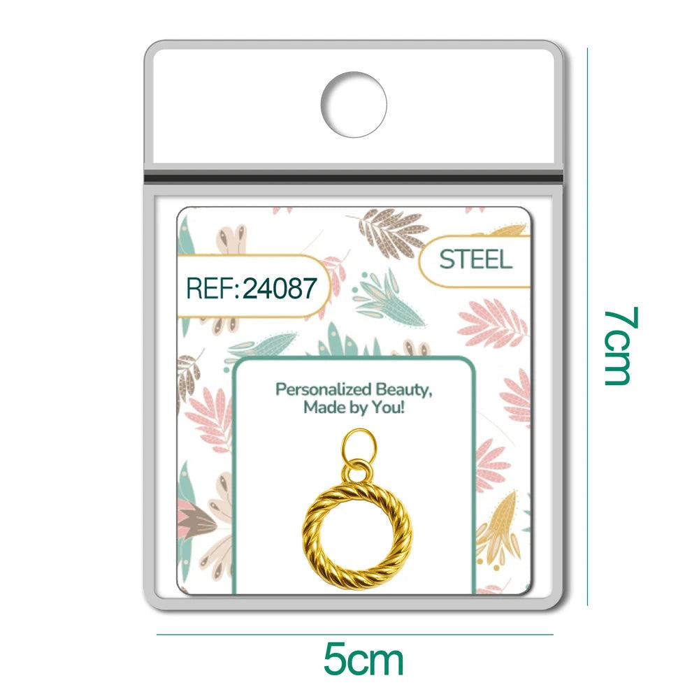 Charm Acero Dorado Chapado Oro 14K Aro Trenzado Colgante detalle