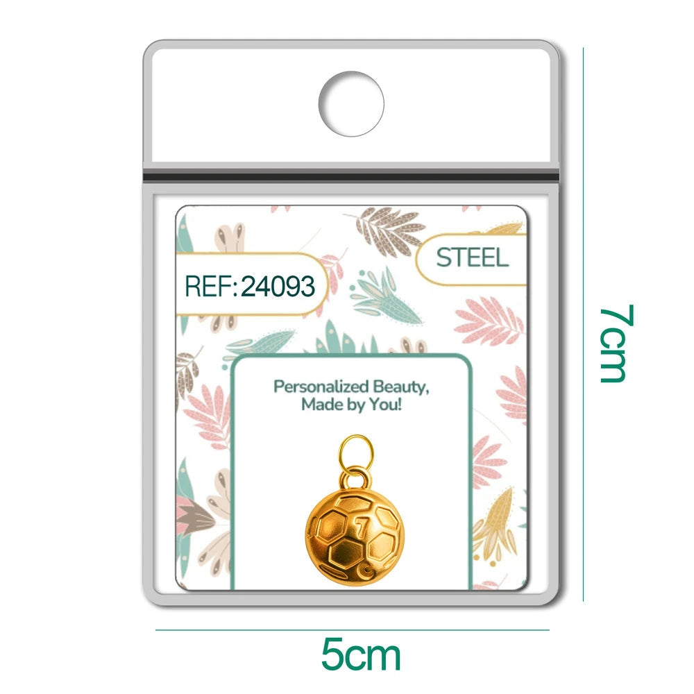 Charm Acero Dorado Chapado Oro 14K Balón de Fútbol Colgante detalle
