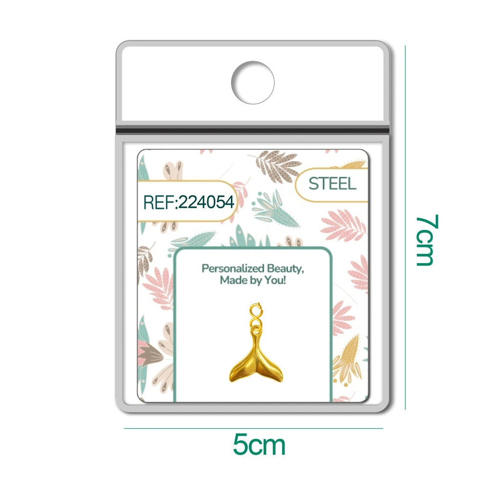 Charm Acero Dorado Chapado Oro 14K Cola de Ballena con Cierre detalle