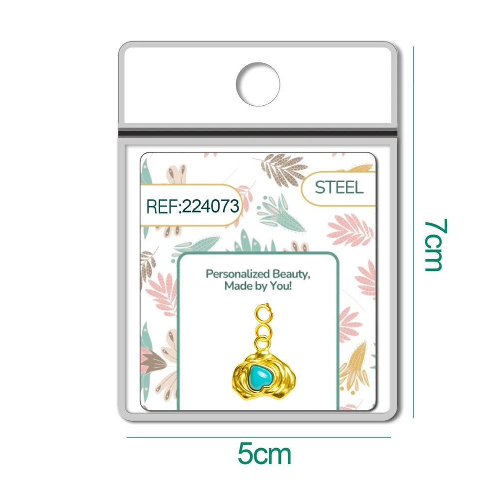 Charm Acero Dorado Chapado Oro 14K Concha Turquesa con Cierre detalle