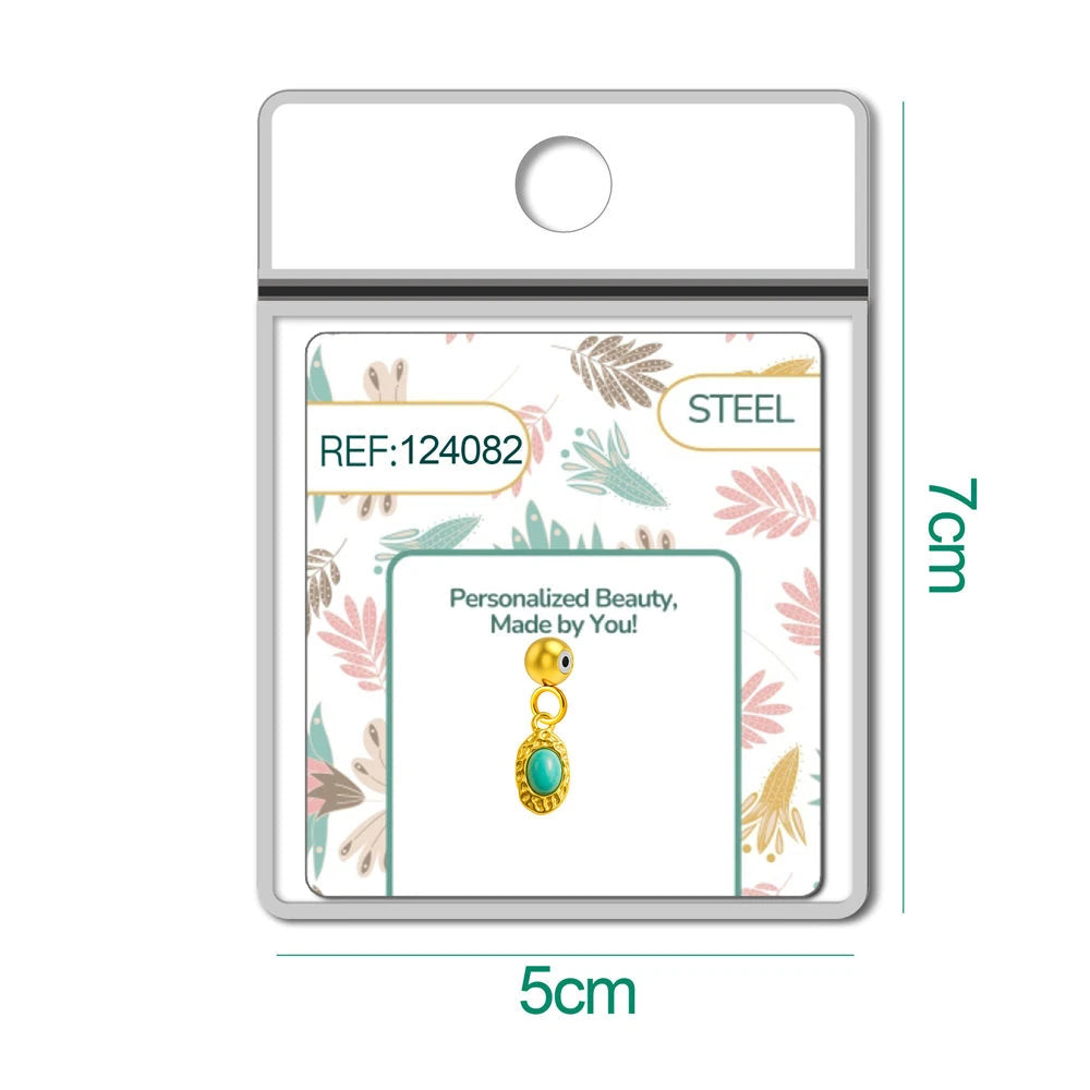 Charm Acero Dorado Chapado Oro 14K Óvalo Turquesa Martillado detalle