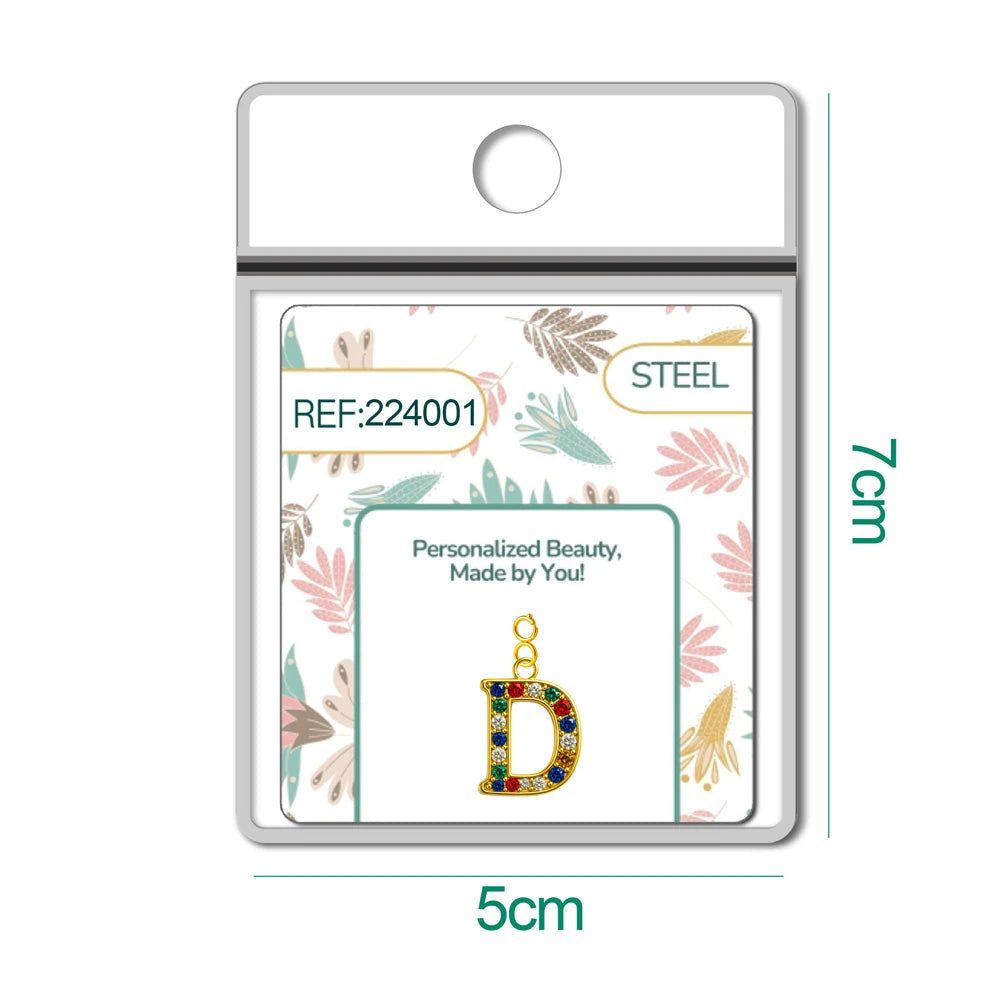Charm Acero Dorado con Circonita Letra D Multicolor con Cierre detalle