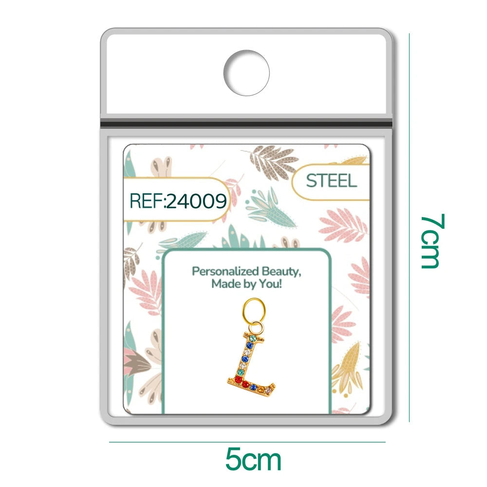 Charm Acero Dorado con Circonita Letra L Colgante detalle