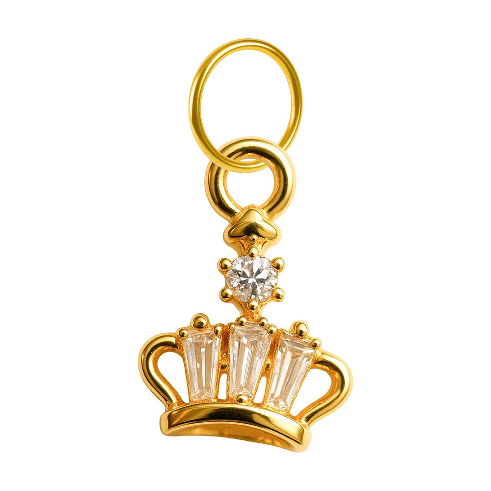 Charm colgante dorado de corona con circonitas alargadas y aro de acero