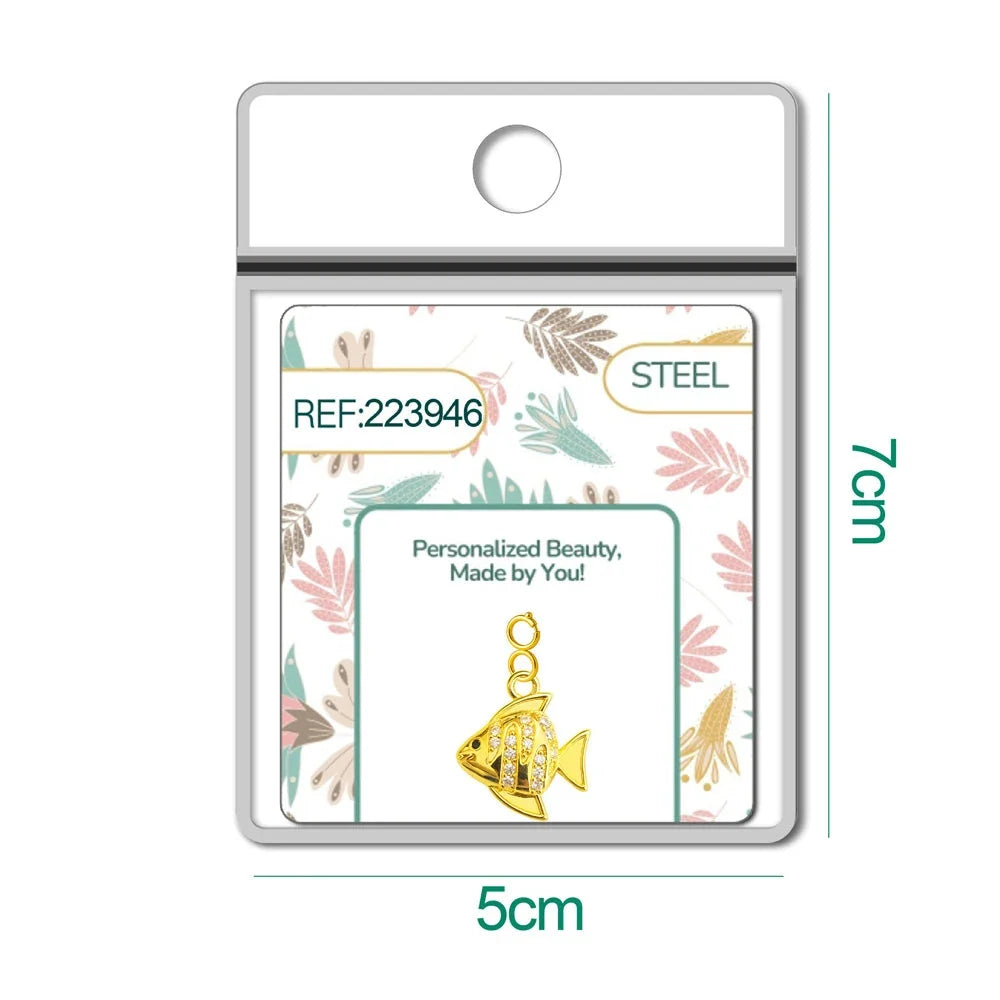 Charm Cobre Chapado Oro 14K con Circonita Pez con Cierre detalle