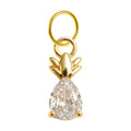 Charm colgante dorado de piña con piedra transparente y aro de acero