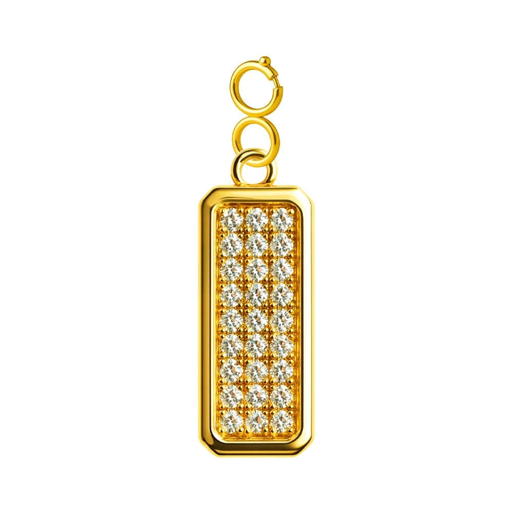 Charm colgante rectangular dorado pavé con circonitas y cierre de acero