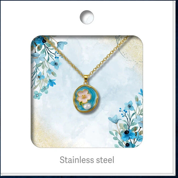 Colgante Flor Blanca en Marco Azul detalle