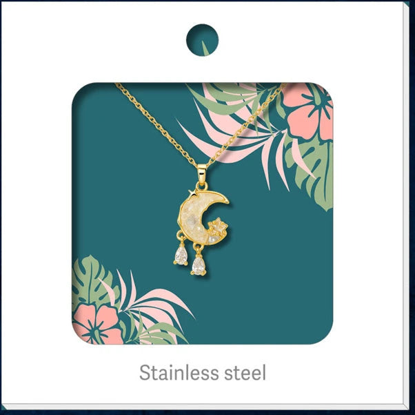 Colgante Luna con Estrellas Y Borlas detalle