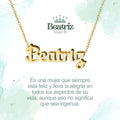 Collar con nombre Beatriz diseño alegre bañado en oro 14k significado de portadora de felicidad regalo mujer optimista.