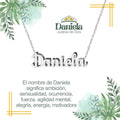 Collar con nombre Daniela en acero inoxidable plateado resistente al agua joya fuerte regalo para mujer con carácter.
