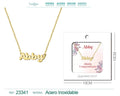Collar dorado con nombre Abby escrito en inglés diseño elegante y acabado brillante