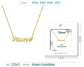 Collar dorado con nombre Aimee escrito en inglés diseño elegante y acabado brillante