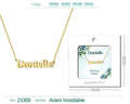 Collar dorado con nombre Danielle escrito en inglés diseño elegante y acabado brillante