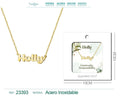 Collar dorado con nombre Holly escrito en inglés diseño inspirado en la naturaleza y acabado brillante
