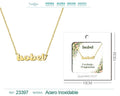 Collar dorado con nombre Isobel escrito en inglés diseño clásico escocés y acabado brillante