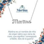 Collar con nombre Martina en acero inoxidable plateado resistente al agua joya fuerte regalo para mujer deportista.