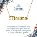 Collar con nombre Martina diseño elegante bañado en oro 14k significado de guerrera y fuerza regalo mujer empoderada.