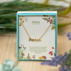 Collar Edición Nombre "patricia" - Símbolo de Nobleza Dorado 14K detalle