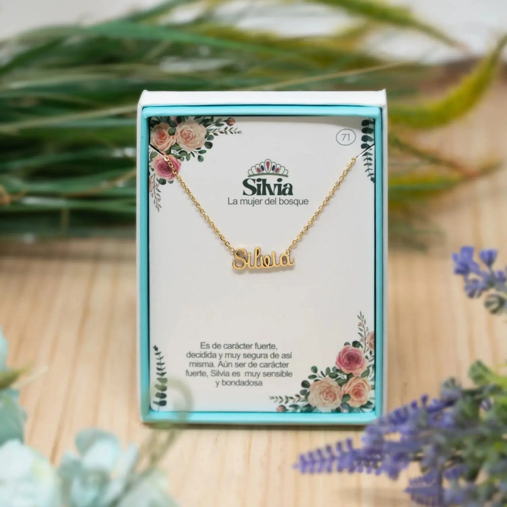 Collar Edición Nombre "silvia" - la Belleza Natural Bañada en Oro 14K detalle