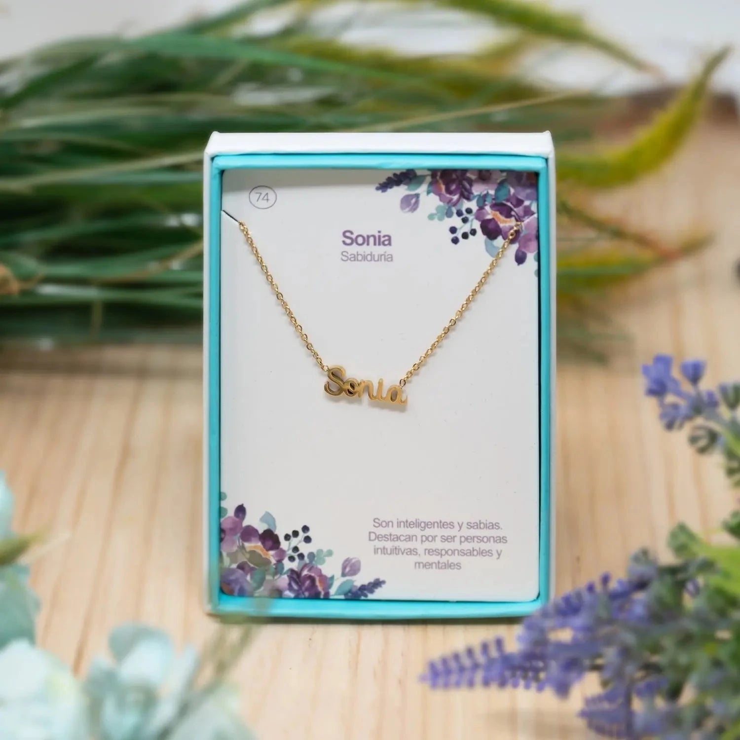 Collar Edición Nombre "sonia" - la Luz de la Sabiduría Bañada en Oro 14K detalle