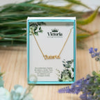 Collar Edición Nombre "victoria" - Símbolo de Éxito Dorado 14K detalle