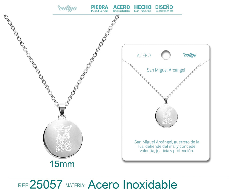 Collar con Medalla de San Miguel Arcángel en Acero Plateado con Diseño Devocional detalle