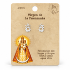 Par de pendientes Virgen de la Fuensanta de color plateado sobre su tarjeta