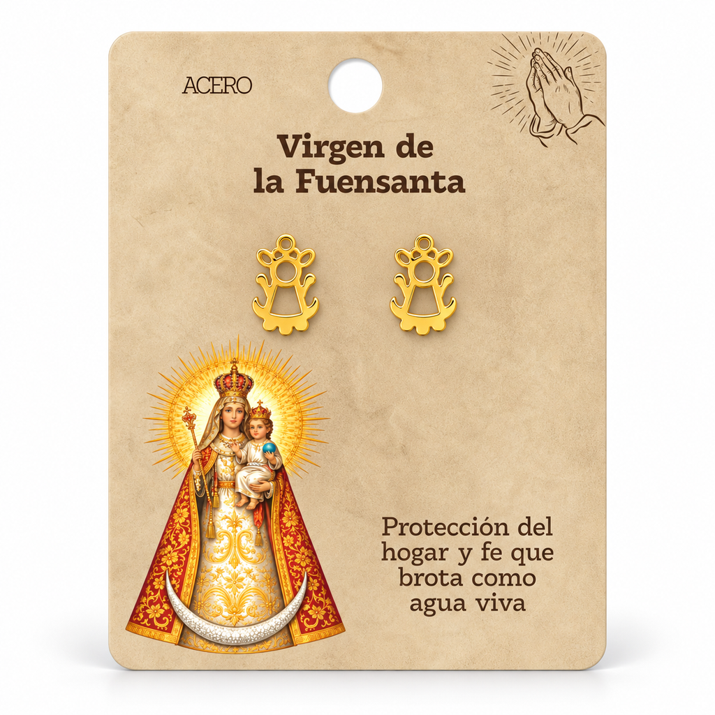 Par de pendientes Virgen de la Fuensanta de color dorado sobre su tarjeta