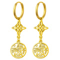 Pendientes de aro en acero inoxidable dorado con colgantes verticales: Nudo de Bruja (arriba) y Tetragrammatón (abajo).