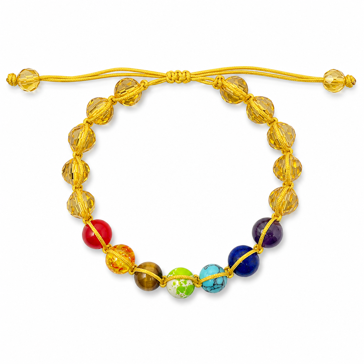 Pulsera de 7 chakras con hilo trenzado amarillo sobre fondo blanco