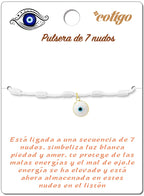 Pulsera de 7 Nudos Blanca con Colgante de Ojo Turco detalle