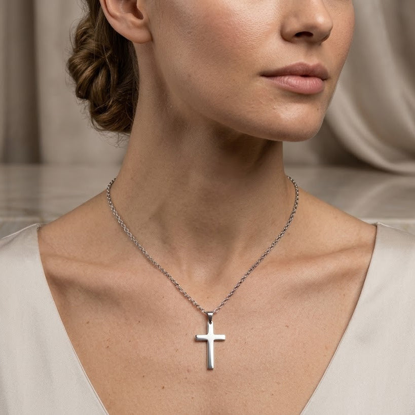 Collar Cruz en Acero Inoxidable – Clásico y Atemporal cotigo
